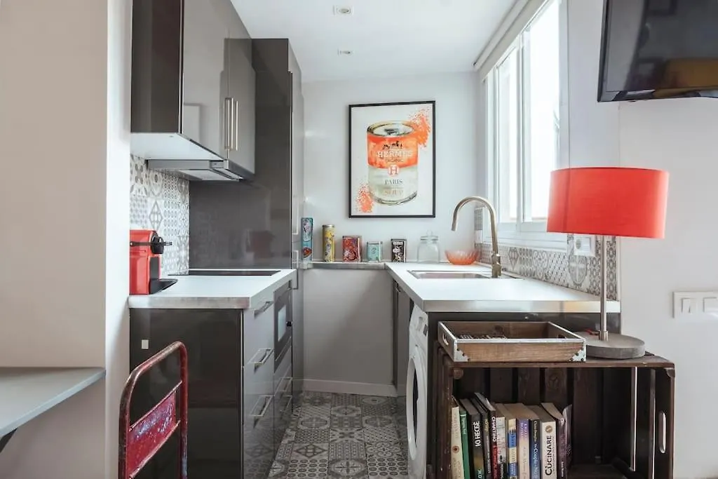Cozy Penthouse Studio With Private Rooftop Terrace Barcelona Spain