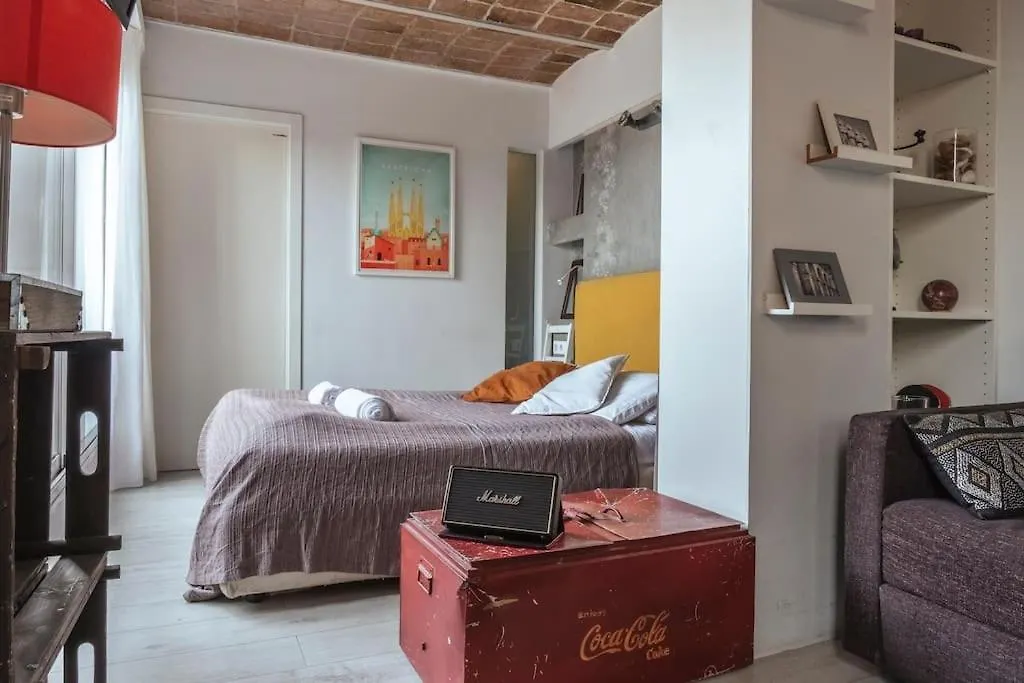 Cozy Penthouse Studio With Private Rooftop Terrace Barcelona 0*,  Španělsko